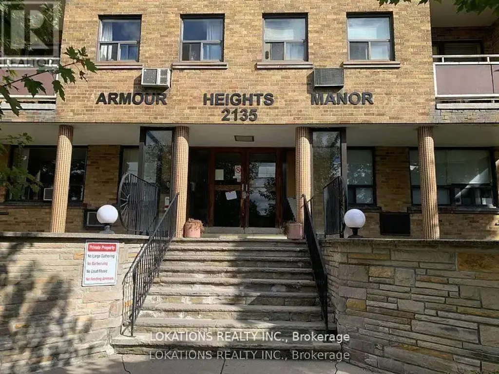 205 - 2135 Avenue Road, Toronto (Bedford Park-Nortown)